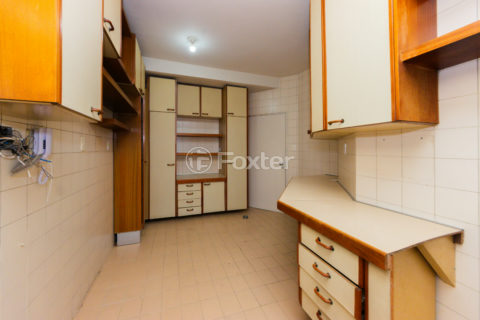 Image 23 - 1036719