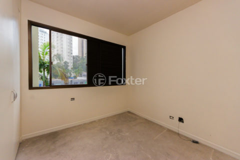 Image 9 - 1036719