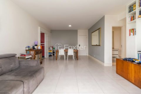 Image 3 - 1036726