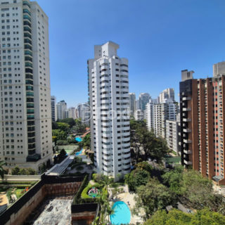 Image 8 - 1036740