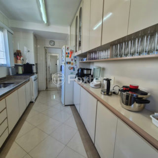 Image 19 - 1036740