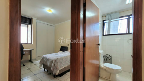 Image 39 - 1036744