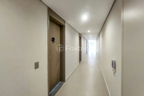 Image 41 - 1036747