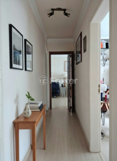 Image 8 - 1036771