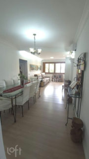 Image 4 - 1036791