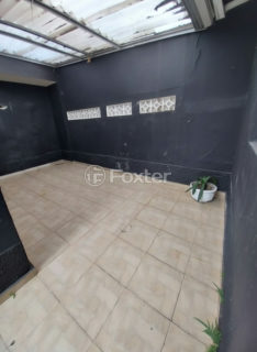 Image 38 - 1036828