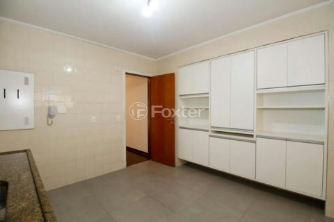 Image 26 - 1036843