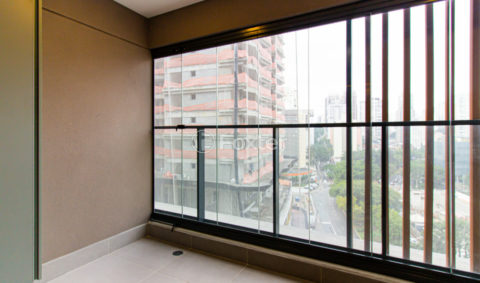 Image 11 - 1036857