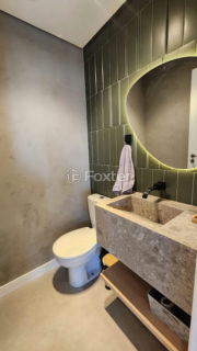 Image 25 - 1036867