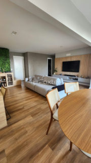 Image 7 - 1036867