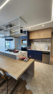 Image 11 - 1036867