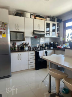Image 5 - 1036910