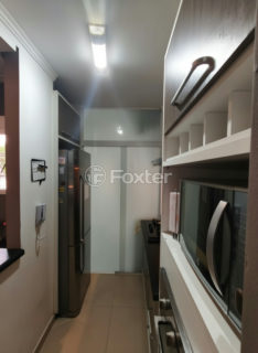Image 9 - 1036940