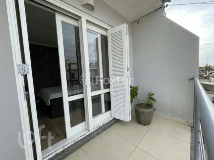 Image 3 - 1036968