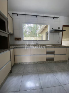 Image 10 - 1036978