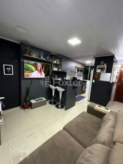 Image 1 - 1037001