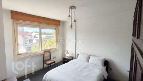 Image 17 - 1037035