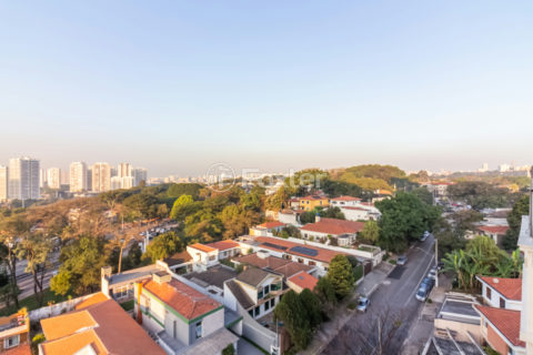 Image 32 - 1037085