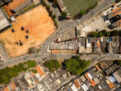 Image 28 - 1037088