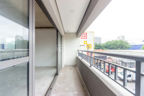 Image 11 - 1037102