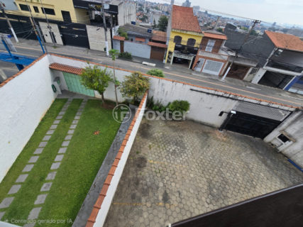 Image 44 - 1037105
