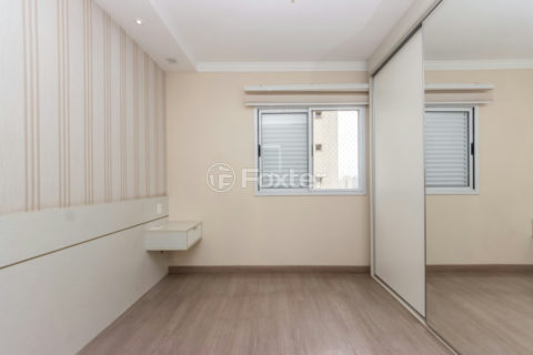 Image 31 - 1037108