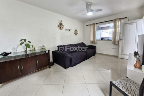Image 7 - 1037119