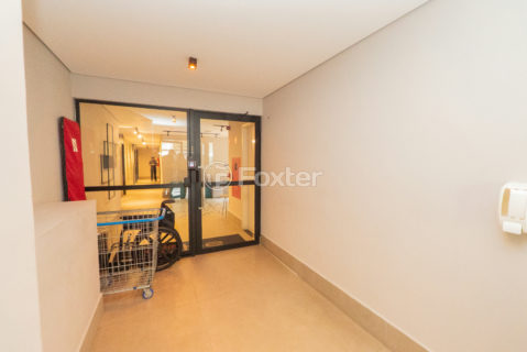 Image 46 - 1037129