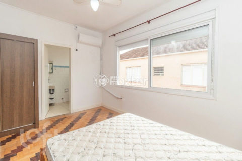 Image 7 - 1037140