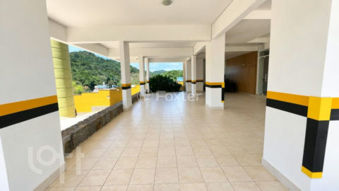 Image 45 - 1037143
