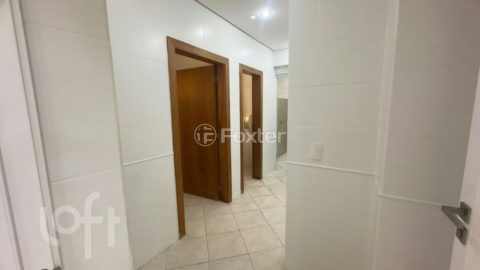 Image 39 - 1037143