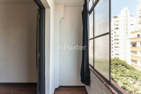 Image 4 - 1037149