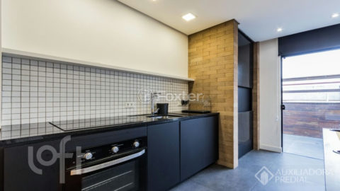 Image 31 - 1037153