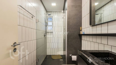 Image 42 - 1037153
