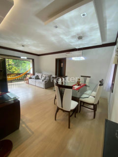 Image 3 - 1037159