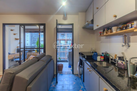 Image 7 - 1037167