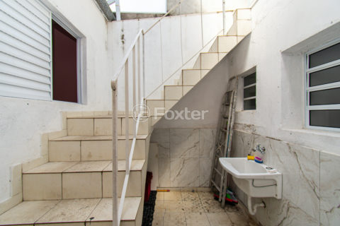 Image 23 - 1037171
