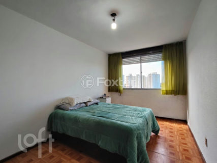 Image 7 - 1037173