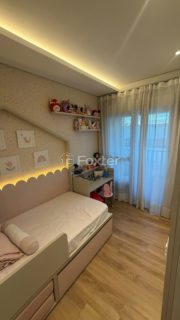 Image 37 - 1037182