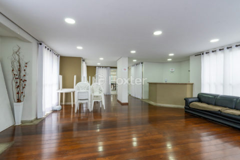 Image 39 - 1037196