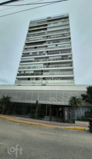 Image 31 - 1037210