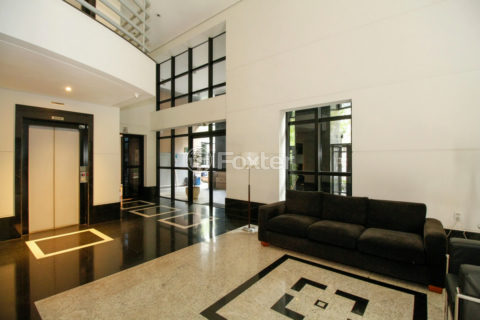 Image 27 - 1037211