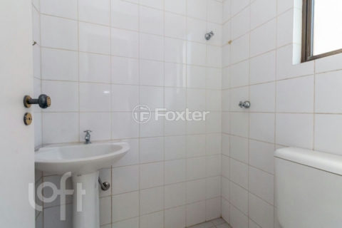 Image 8 - 1037224
