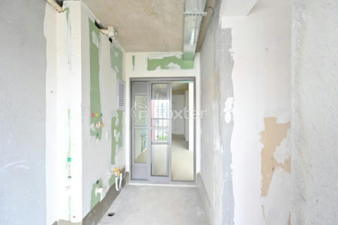 Image 23 - 1037227
