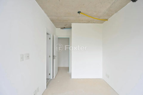 Image 11 - 1037227