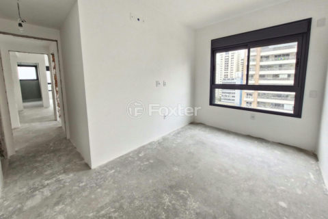 Image 21 - 1037240