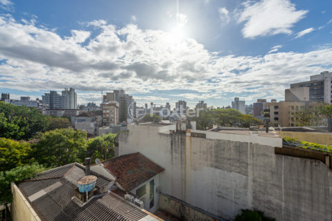 Image 22 - 1037259