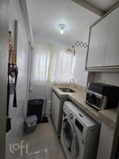 Image 38 - 1037262
