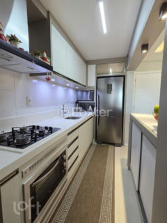 Image 34 - 1037262