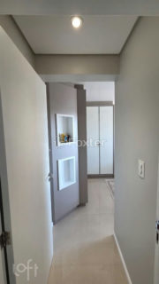 Image 7 - 1037262